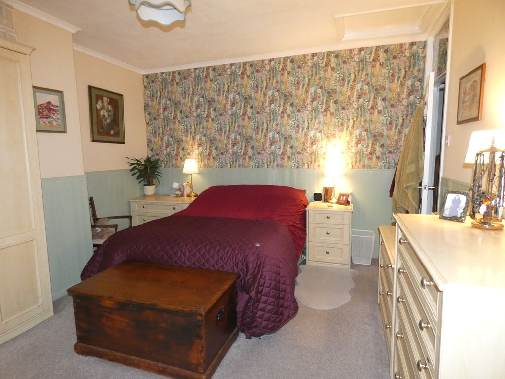 Bedroom One- click for photo gallery